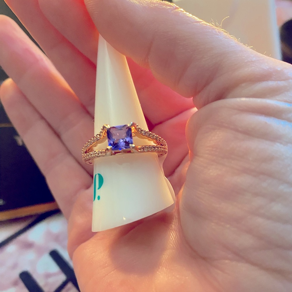 BP Original “Such a Standout” size 9 ring